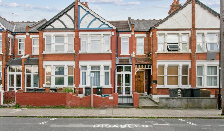 Frome Road, Turnpike Lane