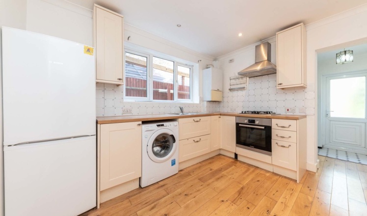 Moselle Avenue, Wood Green, London