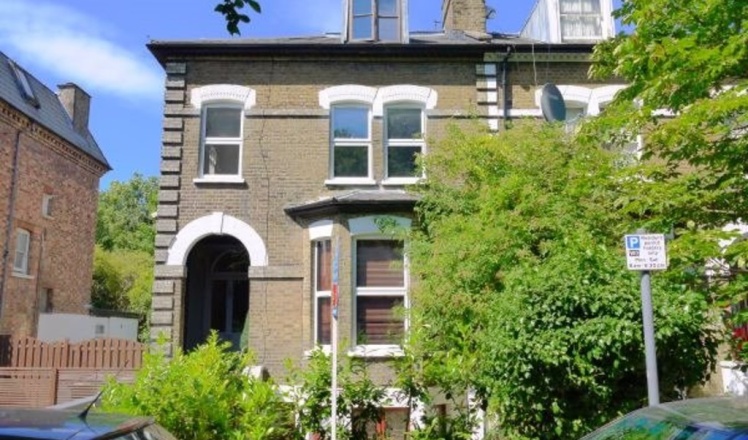 Trinity Road, Bowes Park