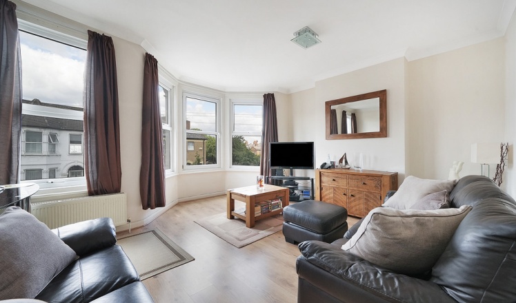 Whymark Avenue, Wood Green