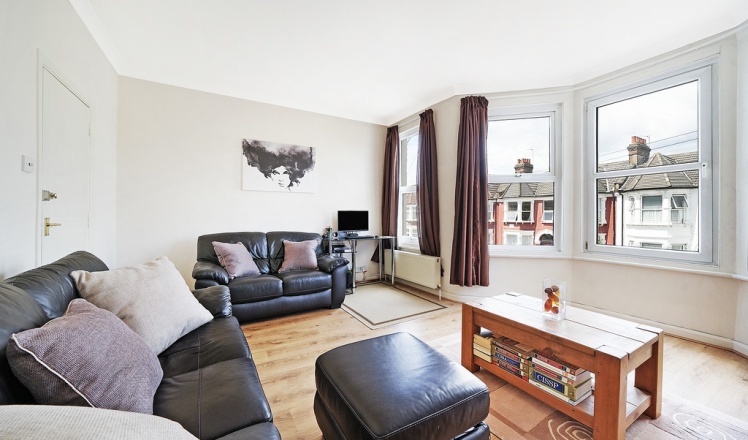 Whymark Avenue, Wood Green