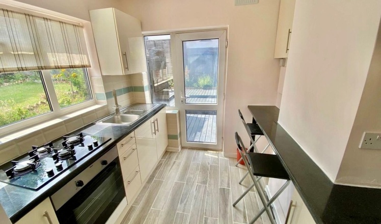 Berkeley Court, Southgate