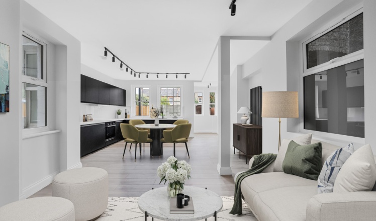 Abbotsford Avenue, London