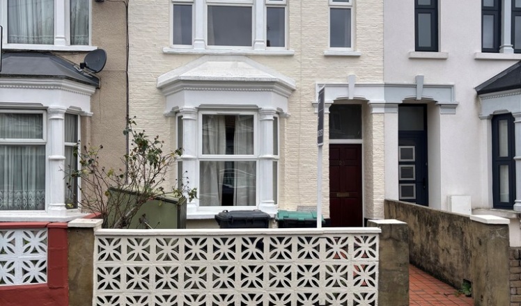 Glenwood Road, London