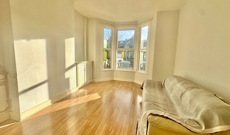 Brampton Park Road, Wood Green