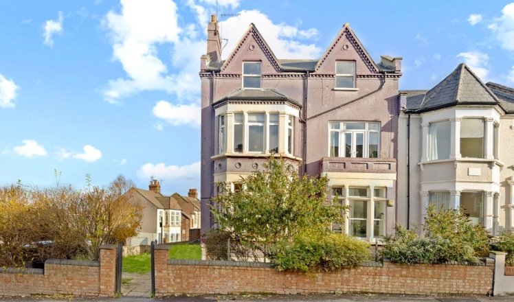 Wightman Road, Harringay