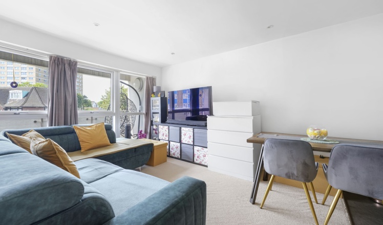 Douglas Road, London