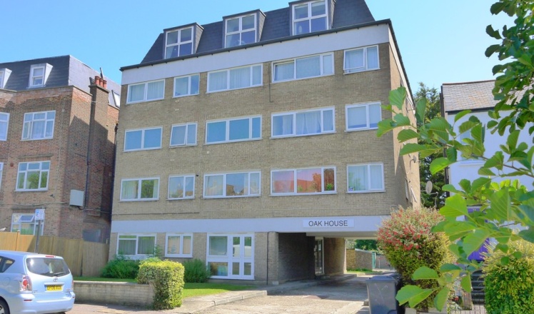 Oak House, Trinity Road