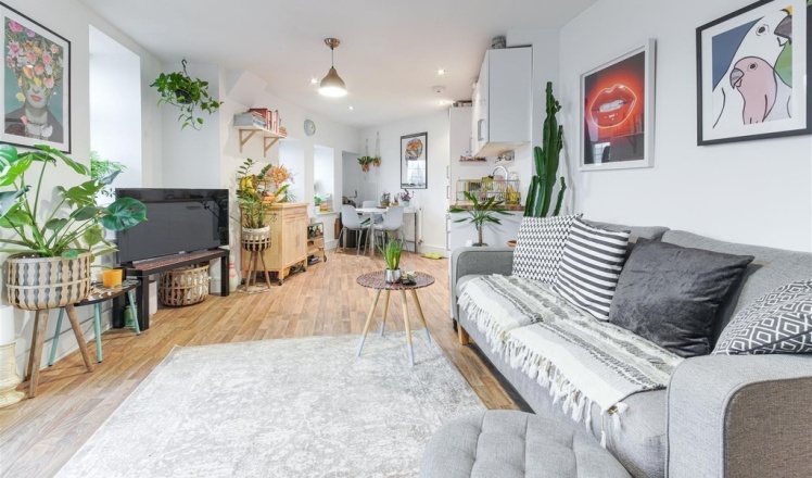 Lordship Lane, London