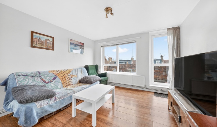 Albany Close, London